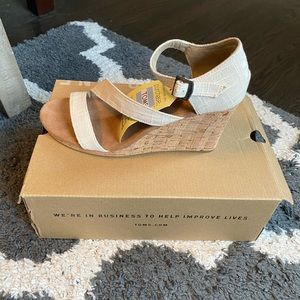 Toms Clarissa Sandal - size 10